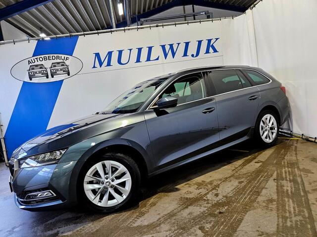 Skoda OCTAVIA Combi 1.0 TSI Business Edition Plus / Camera / Navi / NL Auto