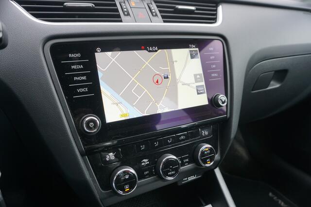 Skoda OCTAVIA Combi 1.0 TSI Greentech Edition | TREKHAAK | DEALERONDERHOUDEN | CARPLAY | ECC |