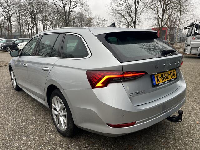 Skoda OCTAVIA Combi 1.0 TSI Business Edition Comfort Trekhaak
