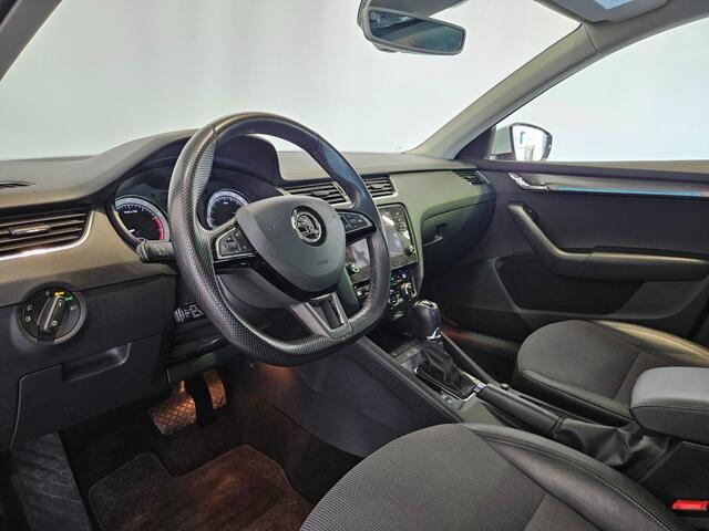 Skoda OCTAVIA Combi 1.0 TSI Greentech Style Business / Trekhaak / LED / Pano