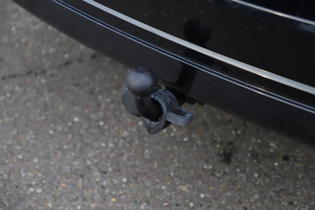 Skoda OCTAVIA Combi 1.0 e-TSI Business Edition Plus Automaat Virtual Cockpit 17 inch LMV Adaptive Cruise LED Sfeerverlichting Elektrische Achterklep