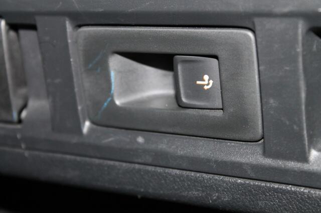 Skoda OCTAVIA 1.0 e-TSI Sport Business CLIMA NAVI TREKHAAK