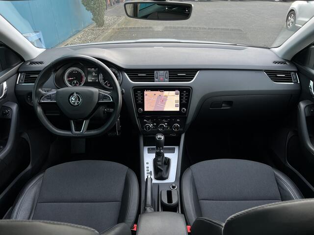 Skoda OCTAVIA Combi 1.5 TSI DSG AUT. 150PK! Greentech Business Edition CARPLAY | TREKH | STOELVERW | CRUISE | NAV | PDC | LMV