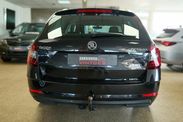 Skoda OCTAVIA Combi 1.5 TSI Greentech Sport Business Leder, Navi, Memoryseats, 18 Inch, Trekaak