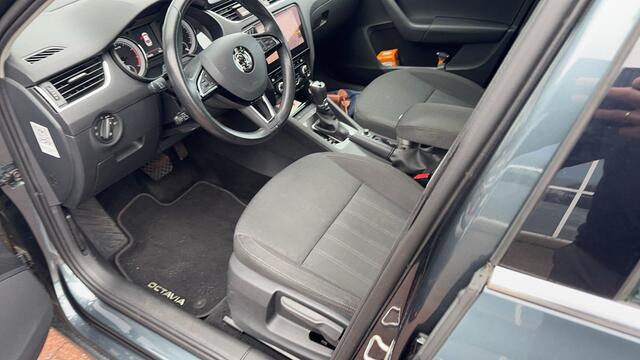 Skoda OCTAVIA 1.4 TSI 150pk Greentech Style Business DSG / Navigatie / Stoelverwarming / Xenon