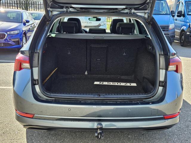 Skoda OCTAVIA Combi 1.0 e-TSI Business Edition Plus Automaat | Navigatie | Apple Carplay of Android Auto | Trekhaak | Stoelverwarming | Stuur verwarming | Schuifdak