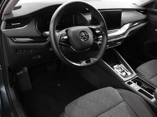 Skoda OCTAVIA 1.0 e-TSI DSG Style | Navigatie | Apple Carplay/Android Auto | Adaptive Cruise Control | Camera | Climate Control | Digitale Cockpit | Stoelverwarming | Lichtmetalen Velgen