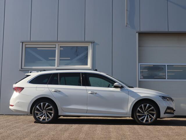 Skoda OCTAVIA Combi 1.4 TSI iV PHEV Business Edition / Pano / Matrix LED / 4x Stoelverwarming / Stuurverwarming