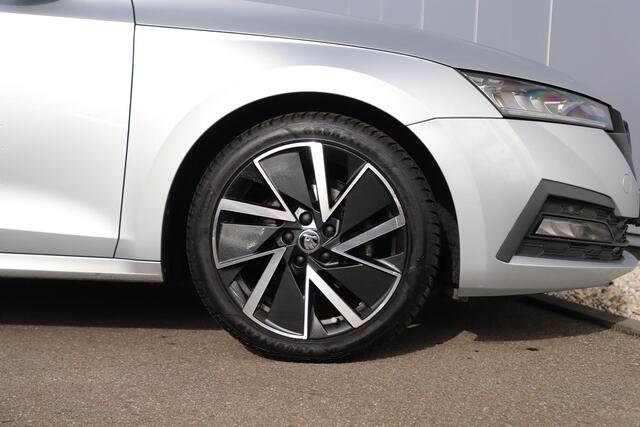 Skoda OCTAVIA Combi 1.0 e-TSI Sport Business Automaat Sportstoelen 17 inch LMV Navigatie Clima Adaptive Cruise Sfeerverlichting