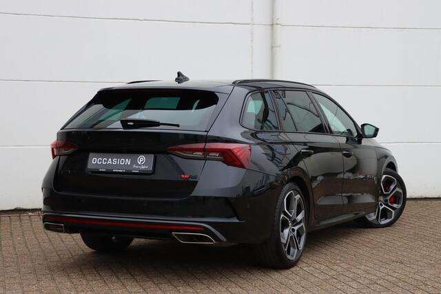 Skoda OCTAVIA Combi 2.0 TSI RS 245pk DSG7 | Voor+Achterbank verwarming | Memory | Canton | Stuurverwarming