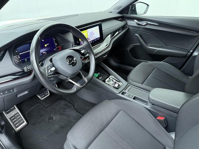 Skoda OCTAVIA Combi 1.4 TSI iV PHEV Sportline Business | 204 PK | Automaat | 19" LM velgen | Head-up display | Achteruitrijcamera | Matrix LED koplampen |