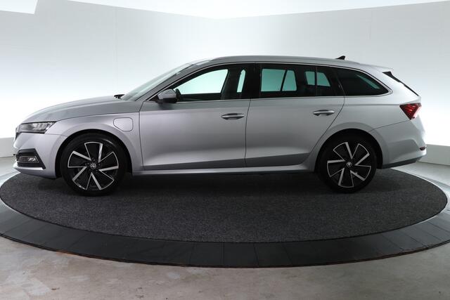 Skoda OCTAVIA Combi 1.4 TSI iV PHEV Business Edition | STOEL- STUURVERW. | CAMERA | CARPLAY |