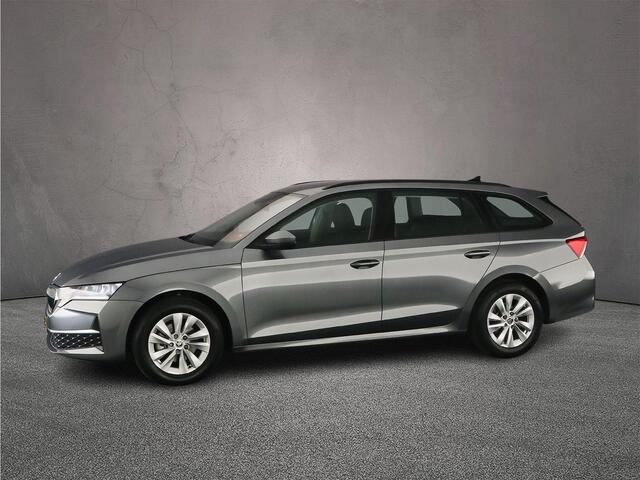 Skoda OCTAVIA Combi 1.5 TSI Edition 115pk Trekhaak, Cruise control, Voorstoelen verwarmd, Parkeersensoren, Stuurwiel verwarmd, Led verlichting, Airco, DAB