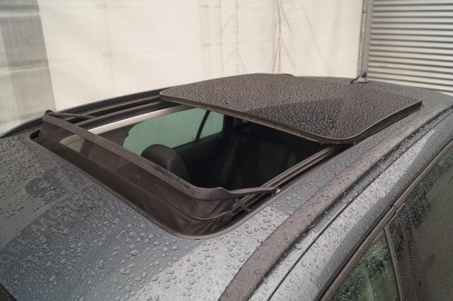 Skoda OCTAVIA Combi 1.0 TSI 110pk DSG Business Edition -PANO-ECC-CAM-