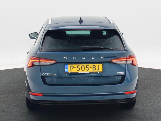 Skoda OCTAVIA Combi 1.0 e-TSi 110 Pk Business Edition Plus | Stoel/Stuur Verwarming | Adaptive Cruise | Climatronic | CarPlay | Navigatie | 17 Inch | 55.133 Km !!