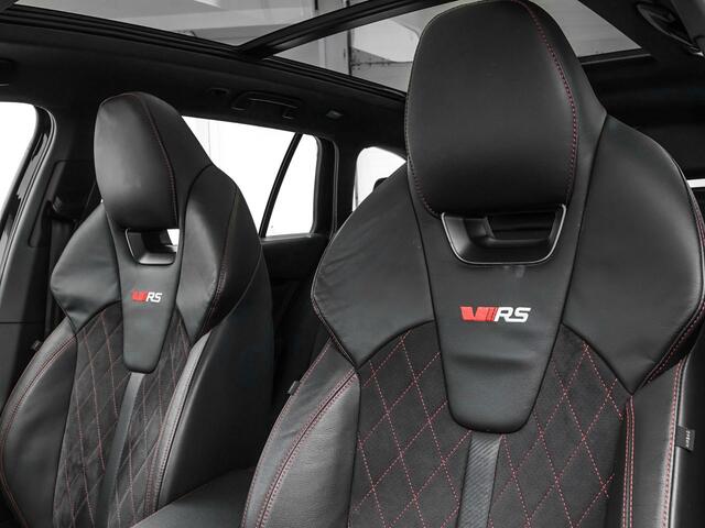 Skoda OCTAVIA Combi 1.4 TSI RS iV PHEV Business · Panoramadak · Elektrische stoelverstelling · Stoel, Stuur & achterbank verwarming · Apple/Android Car Play · Dodehoeksensor ·