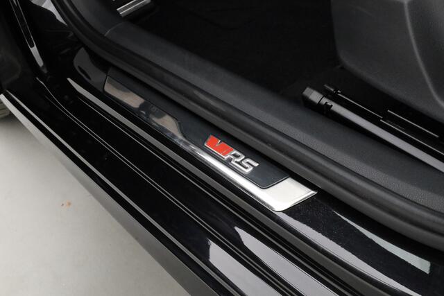 Skoda OCTAVIA 1.4 TSI RS iV PHEV Business | Pano | HUD | Adapt. Cruise | Elek. Trekhaak | Keyless | Stoelverw. | NAV + CarPlay