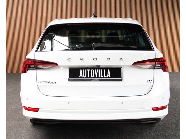 Skoda OCTAVIA Combi 1.4 TSI iV PHEV HUD Leder Memory Camera ACC Stuurverwarming Ambient Keyless Virtual