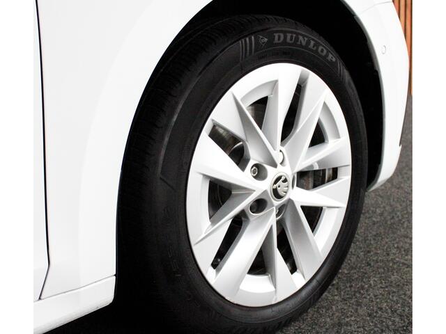 Skoda OCTAVIA Combi 1.4 TSI iV PHEV HUD Leder Memory Camera ACC Stuurverwarming Ambient Keyless Virtual