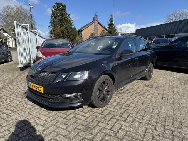 Skoda OCTAVIA Combi 1.5 TSI Greentech Sport Business Automaat B