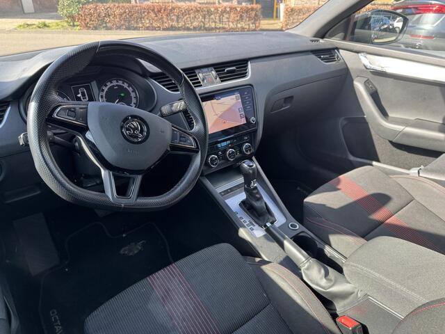 Skoda OCTAVIA Combi 1.5 TSI Greentech Sport Business Automaat B