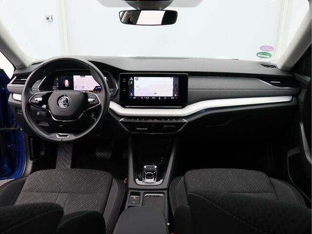 Skoda OCTAVIA Combi 1.0 e-TSI Business Edition Plus/ lage km/ trekhaak/ automaat!