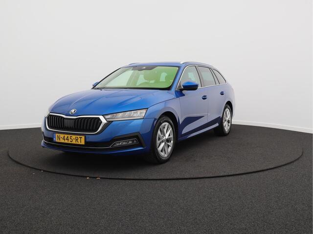 Skoda OCTAVIA Combi 1.0 e-TSI Business Edition Plus/ lage km/ trekhaak/ automaat!