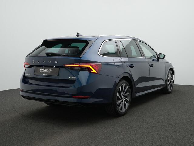 Skoda OCTAVIA Combi 1.0 e-TSI 110 pk DSG Business Edition Plus | Navigatie | Driving Mode Selection | Stuur-/stoelverwarming | Adaptive Cruise