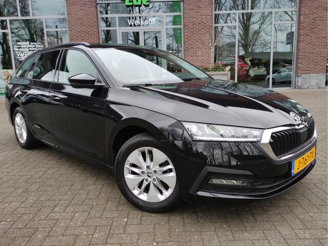 Skoda OCTAVIA Combi 1.0 TSI Business Edition Trekhaak - Getinte ruiten - Dealer onderhouden - NL auto