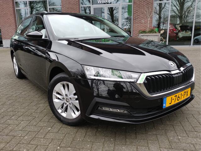 Skoda OCTAVIA Combi 1.0 TSI Business Edition Trekhaak - Getinte ruiten - Dealer onderhouden - NL auto