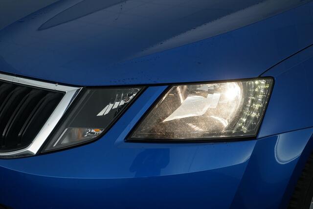 Skoda OCTAVIA Combi 1.0 TSI Greentech Ambition Business | Sportstoelen