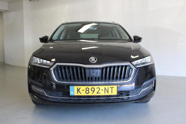 Skoda OCTAVIA Combi 1.0 TSI Business Edition Plus | STOEL-VERW | ACC | CAMERA | NAVIGATIE | CLIMA | CARPLAY | 17'LMV | LED |
