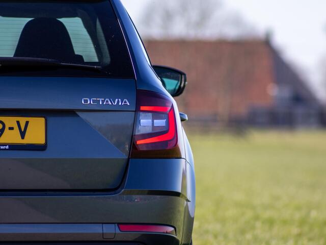 Skoda OCTAVIA Combi 1.5 TSI Greentech Style Business LED 18" ACC