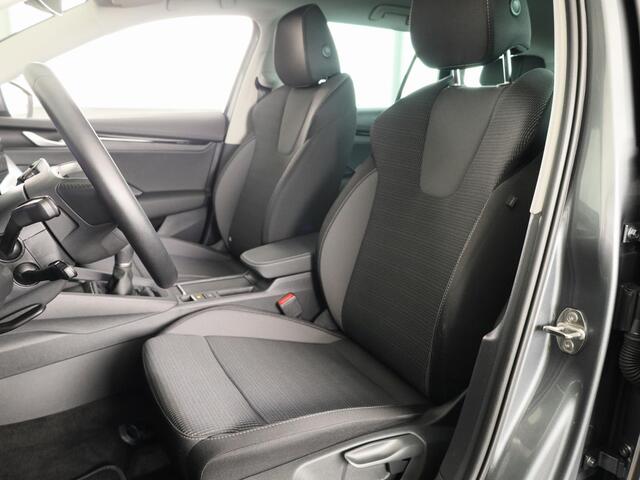 Skoda OCTAVIA Combi 1.5 TSI Business Edition Plus 115pk | Navigatie | Verlengde garantie | Parkeercamera | Keyless Entry | Climatronic