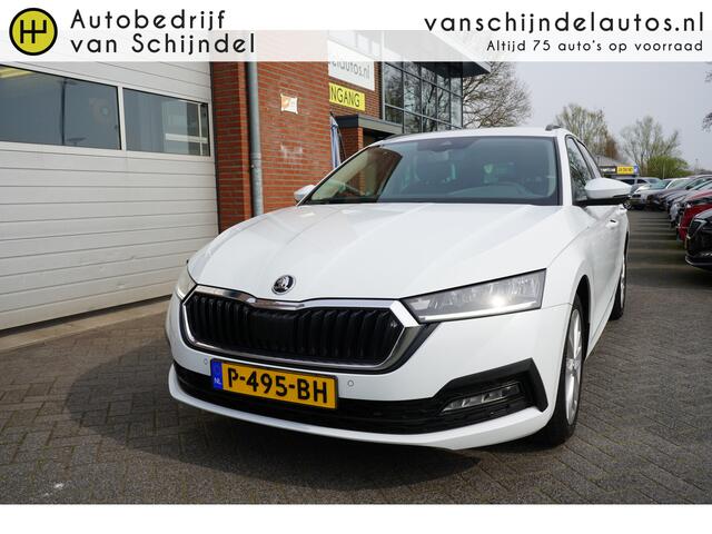 Skoda OCTAVIA Combi 1.0 TSI BUSINESS EDITION ORIGINEEL NL DEALER ONDERHOUDEN CAMERA VIRTUEEL COCKPIT ANDROID/APPLECARPLAY NAVI STOELVERWARMING ELECTR.KLEP 17INCH FULL LED ECC AIRCO CRUISECONTROL PDC V+A ENZ...