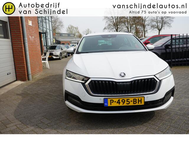 Skoda OCTAVIA Combi 1.0 TSI BUSINESS EDITION ORIGINEEL NL DEALER ONDERHOUDEN CAMERA VIRTUEEL COCKPIT ANDROID/APPLECARPLAY NAVI STOELVERWARMING ELECTR.KLEP 17INCH FULL LED ECC AIRCO CRUISECONTROL PDC V+A ENZ...