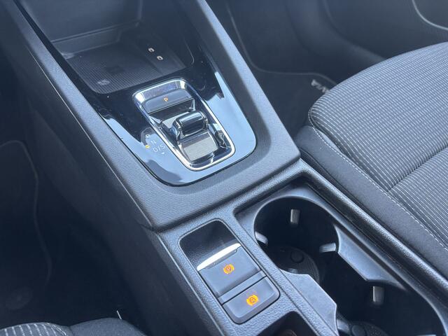 Skoda OCTAVIA Combi 1.0 e-TSI Business Edition | Sfeerverlichting | Parkeersensoren | Apple Carplay | Lane Assist