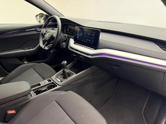 Skoda OCTAVIA Combi 1.0 TSI Sport Business | Park sens voor | Sportstoelen | Carplay | 1e eigenaar