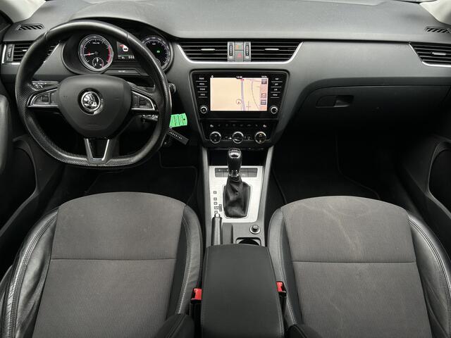 Skoda OCTAVIA Combi 1.0 TSI Ambition 1e EIGENAAR TREKHAAK NAVI CRUISE ECC