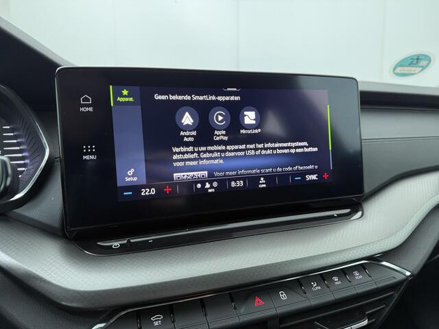 Skoda OCTAVIA Combi 1.0 TSI Ambition | 110 PK | Trekhaak wegklapbaar | Navigatiesystem | Apple Carplay/Android Auto |