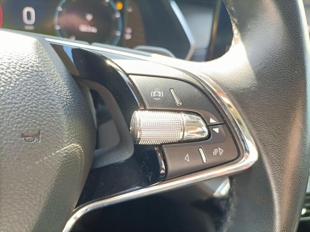 Skoda OCTAVIA COMBI 1.0 e-TSI Hybr BusEd. Navi, Dig.Displ,Camera