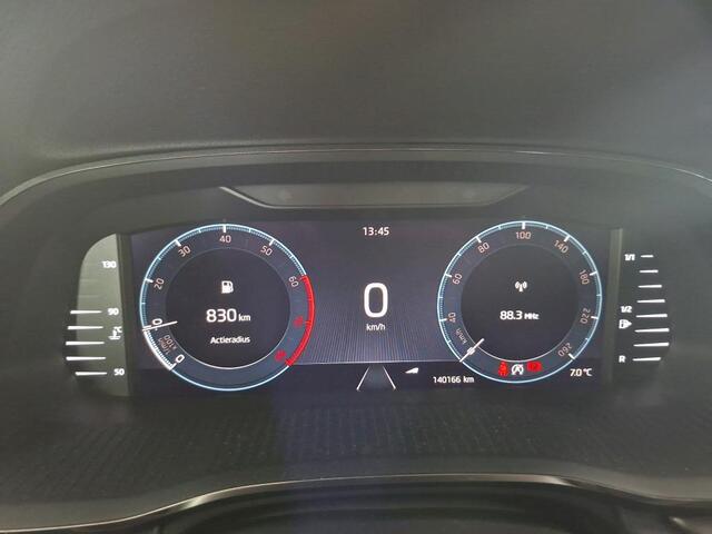 Skoda OCTAVIA 1.0 TSI El Trekh+aKlep 111PK Panodak Virtual Business Edition