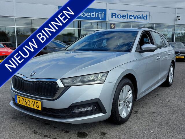 Skoda OCTAVIA Combi 1.0 TSI 110pk Ambition | Origineel NL | Navi | Apple Carplay+Android Auto | Clima | Cruise | Led Koplampen | Rijstrook+Licht+Regensensor | Pdc | 16''lm | Trekhaak