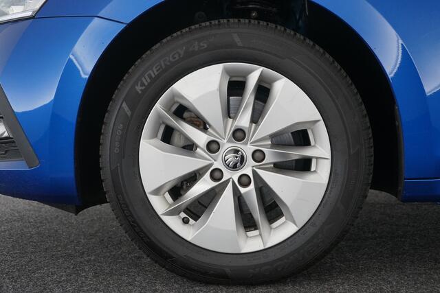 Skoda OCTAVIA Combi 1.0 TSI Business Edition