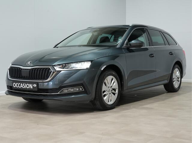 Skoda OCTAVIA Combi 1.0 TSI 110pk Business Edition Navigatie Camera PDC Privacy glass 20