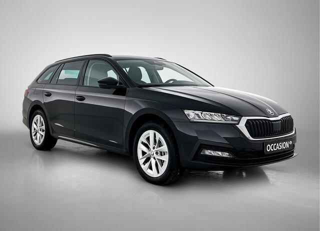 Skoda OCTAVIA Combi 1.4 TSI iV204pk PHEV Business Edition DSG / Navigatie / Keyless / Parkeersensoren