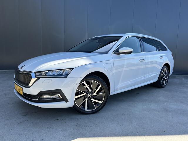 Skoda OCTAVIA Combi 1.4 TSI iV PHEV 1e EIGENAAR METALLIC VIRTUAL COCKPIT ADAPT CRUISE LED NAVI ECC TREKHAAK