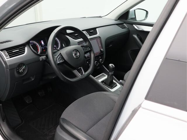 Skoda OCTAVIA Combi 1.0 TSI Greentech Business Edition/ trekhaak!