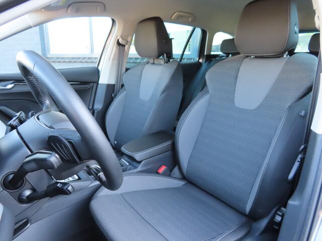 Skoda OCTAVIA Combi 1.5 TSI MHEV DSG Business Edition