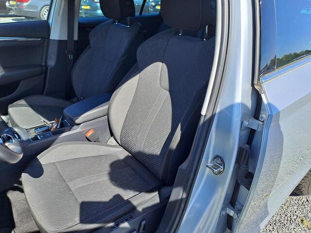 Skoda OCTAVIA Combi 1.4 TSI iV PHEV Business Edition Panoramadak, Trekhaak,